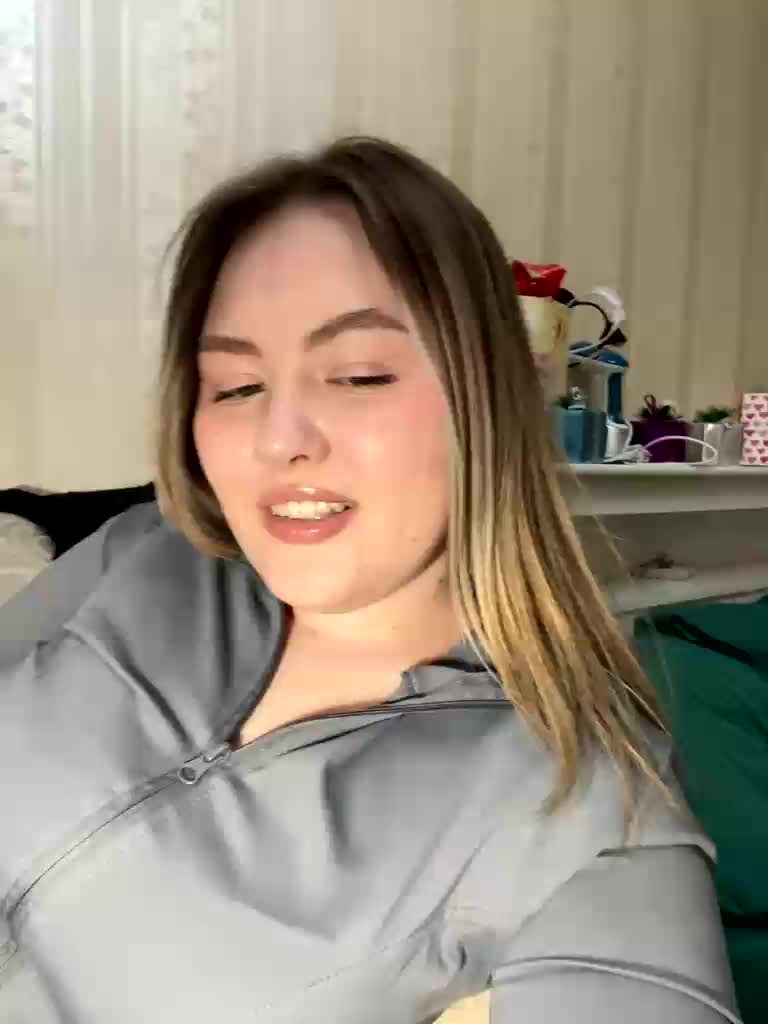 SunshineEmma Adult Chat April 22, 2026