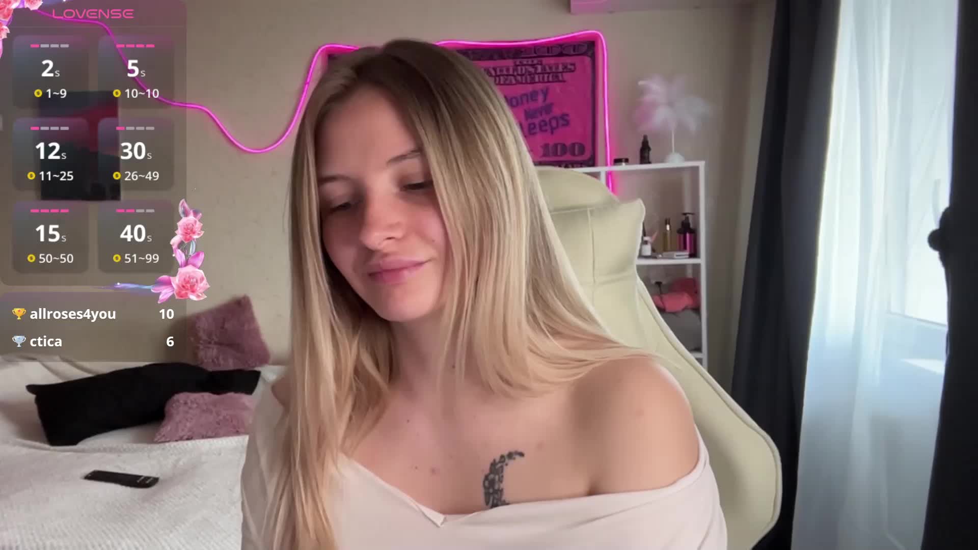 VictoriaMist Adult Chat April 22, 2026