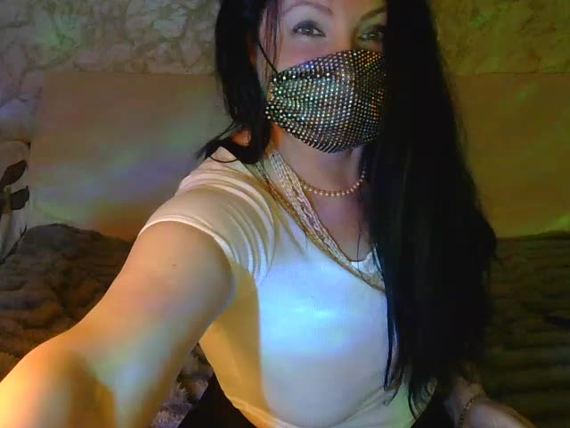 FlorenaXXX Adult Chat April 22, 2026