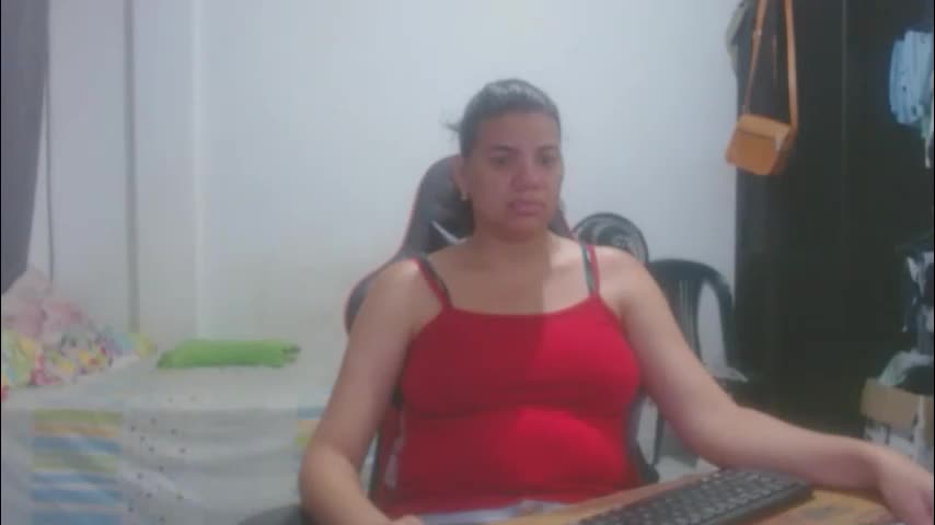 ariannaloovel Adult Chat April 22, 2026