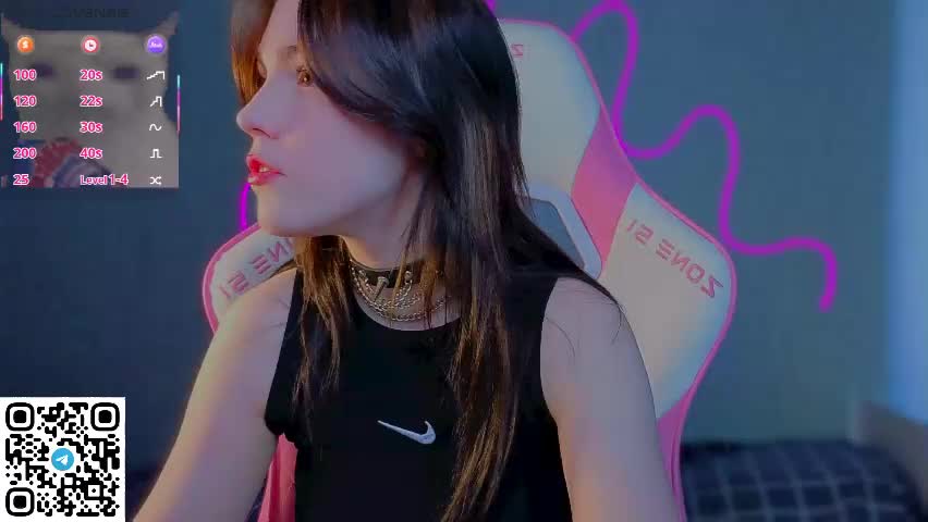 sophie_nomenal_ Adult Chat April 22, 2026