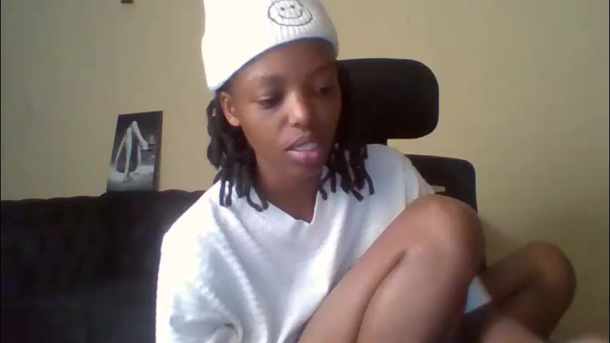 miami_muffin Adult Chat April 22, 2026