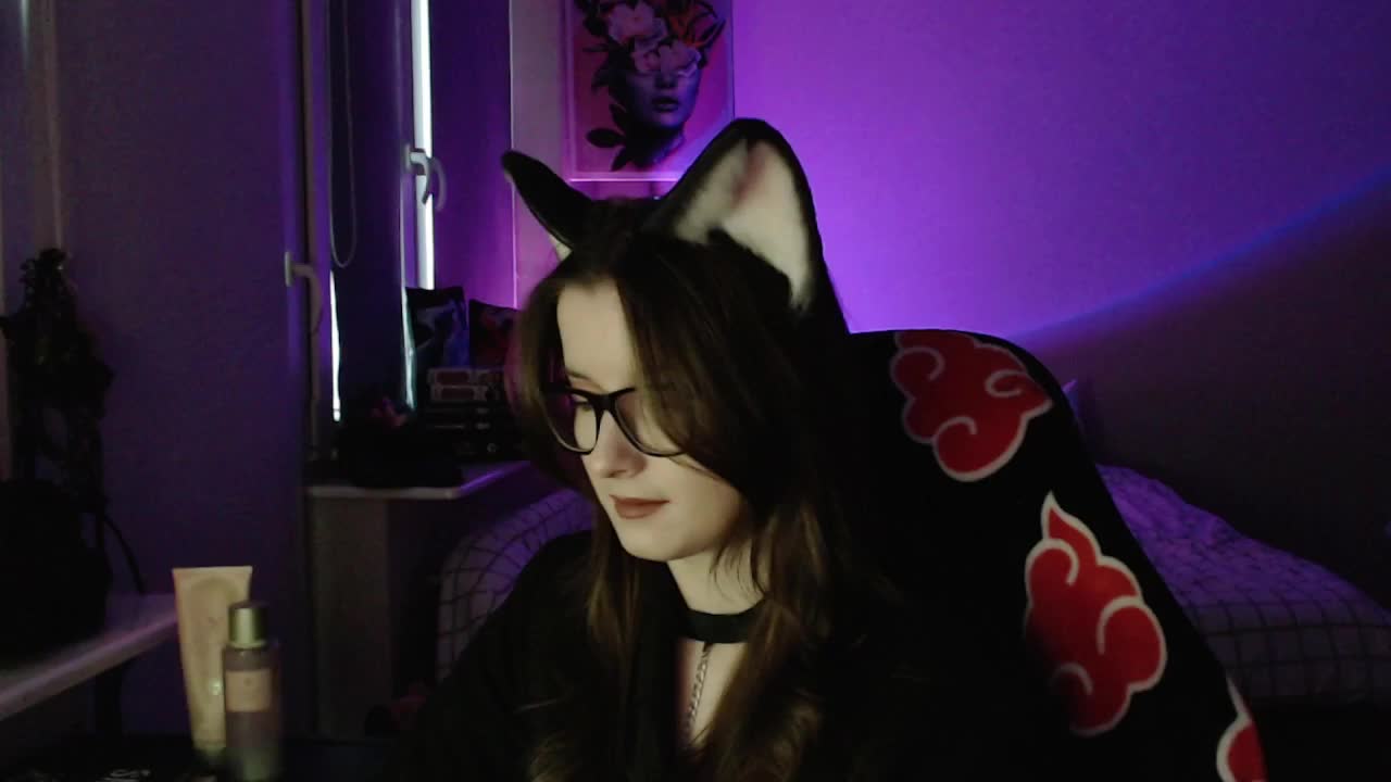 Cherry-Luna Adult Chat April 22, 2026