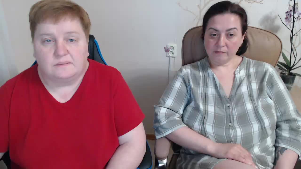 XMollyJaneEX Adult Chat April 22, 2026