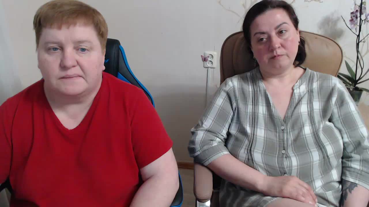 XMollyJaneEX Adult Chat April 22, 2026