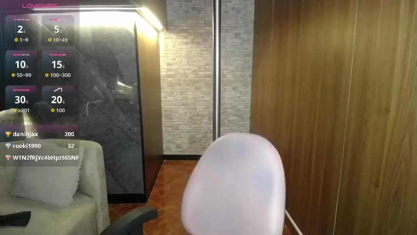 aura_cute_ Adult Chat April 23, 2026