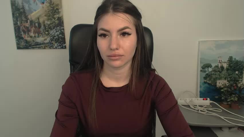 trinny_love Adult Chat April 22, 2026