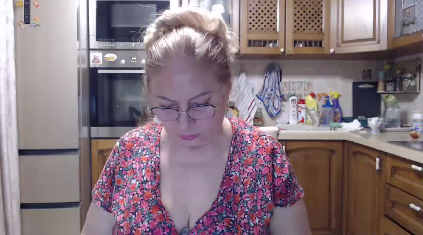 MonaMonako Adult Chat April 22, 2026