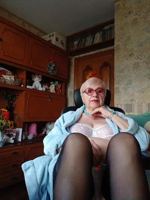 SweetCherry00 Adult Chat April 22, 2026