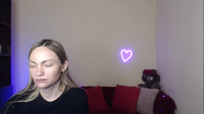 mikkey_mouse8 Adult Chat April 22, 2026