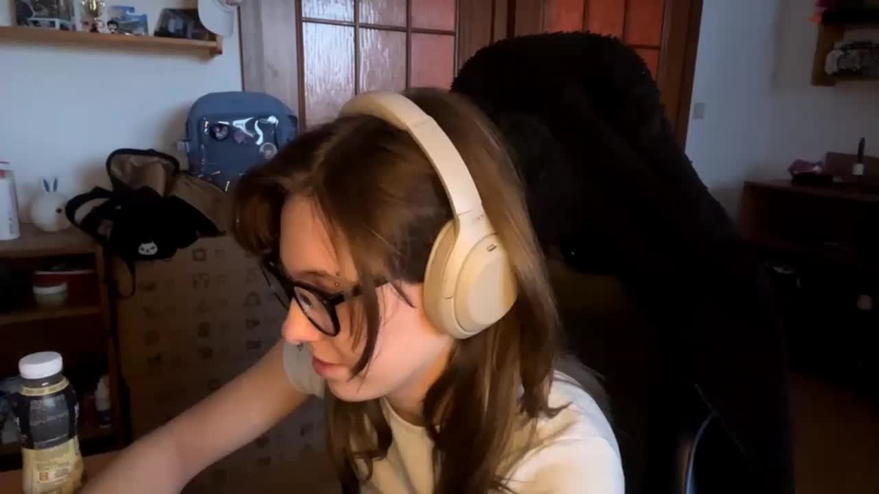 PlushPoutX Adult Chat April 22, 2026