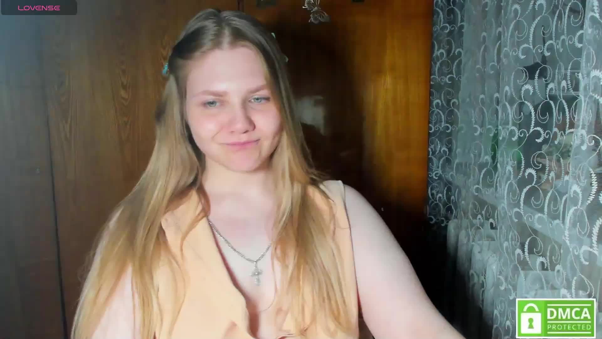 Emma-Frizea Adult Chat April 22, 2026