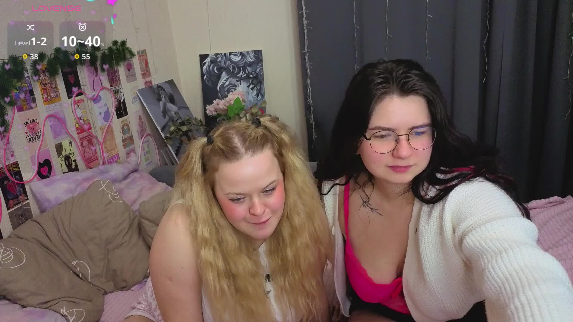 Kitty-and-Hannah Adult Chat April 22, 2026