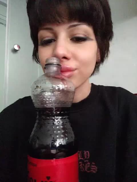 Tinablackkk Adult Chat April 22, 2026