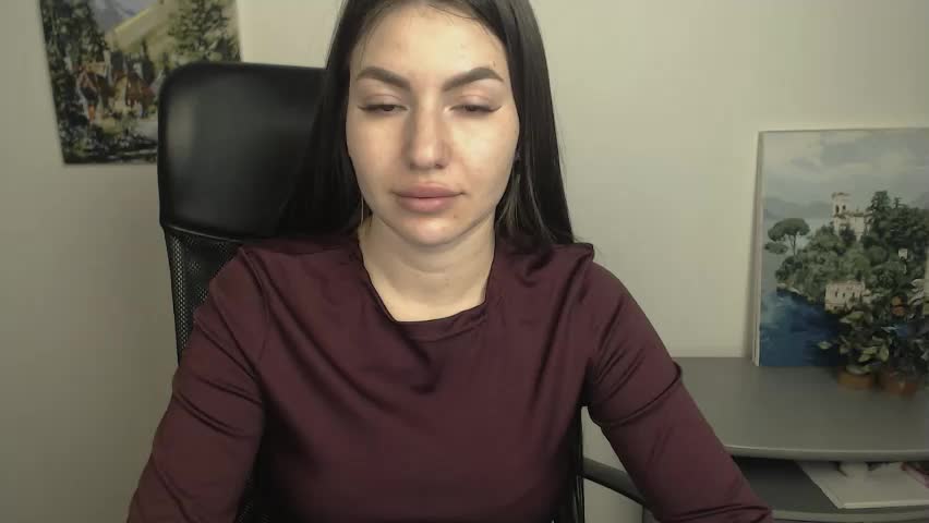 trinny_love Adult Chat April 22, 2026