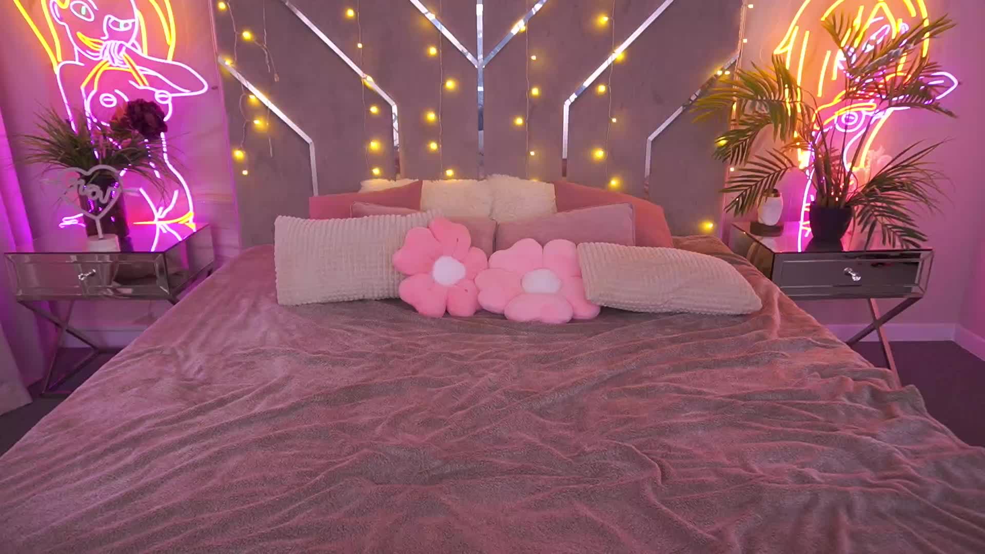 CrystalBarbie Adult Chat April 22, 2026