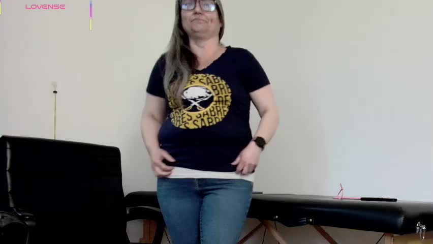 jjjust4fun1985 Adult Chat April 22, 2026