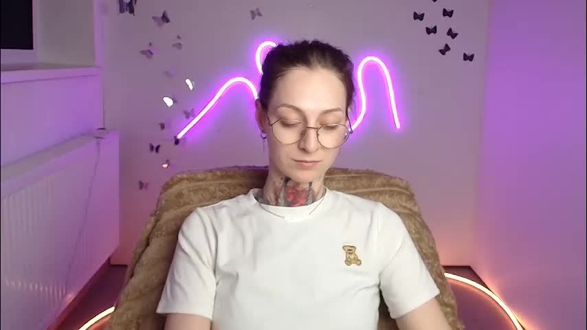 alexa_kittie Adult Chat April 22, 2026