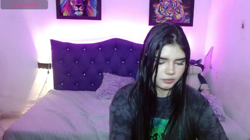 emma_yui19 Adult Chat April 22, 2026