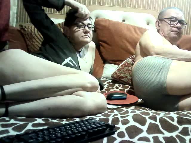 coupleofcoolx Adult Chat April 22, 2026