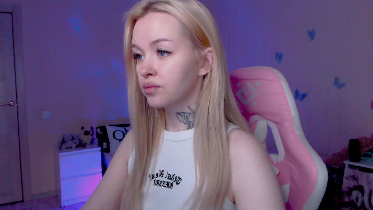 NaughtyMable Adult Chat April 22, 2026