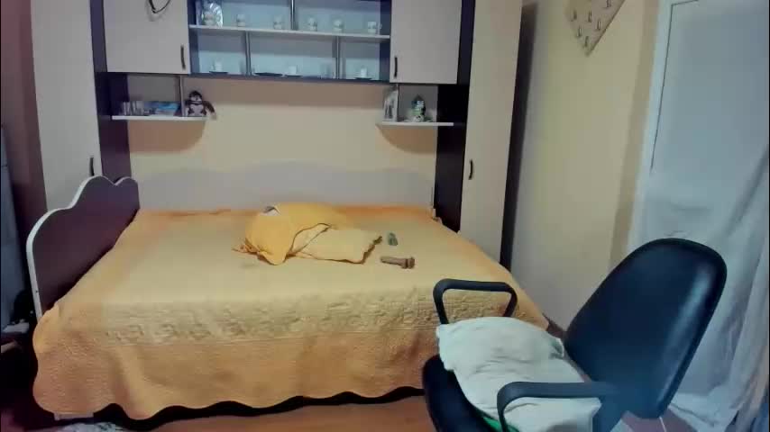 soffy_skye Adult Chat April 22, 2026