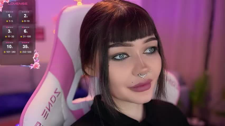 babyroxynill Adult Chat April 22, 2026