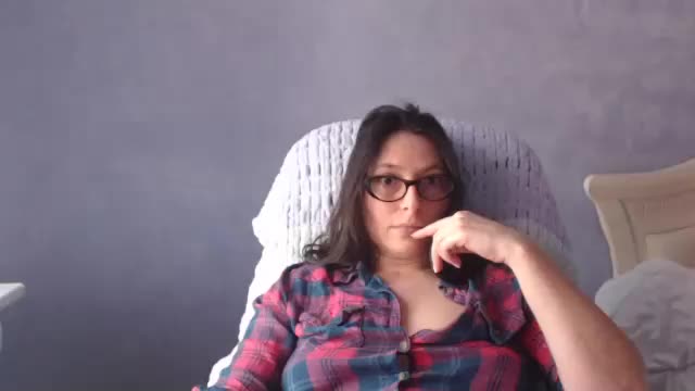 luckylinda23 Adult Chat April 23, 2026