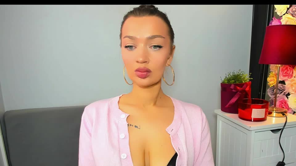 WildOlivia Adult Chat April 22, 2026