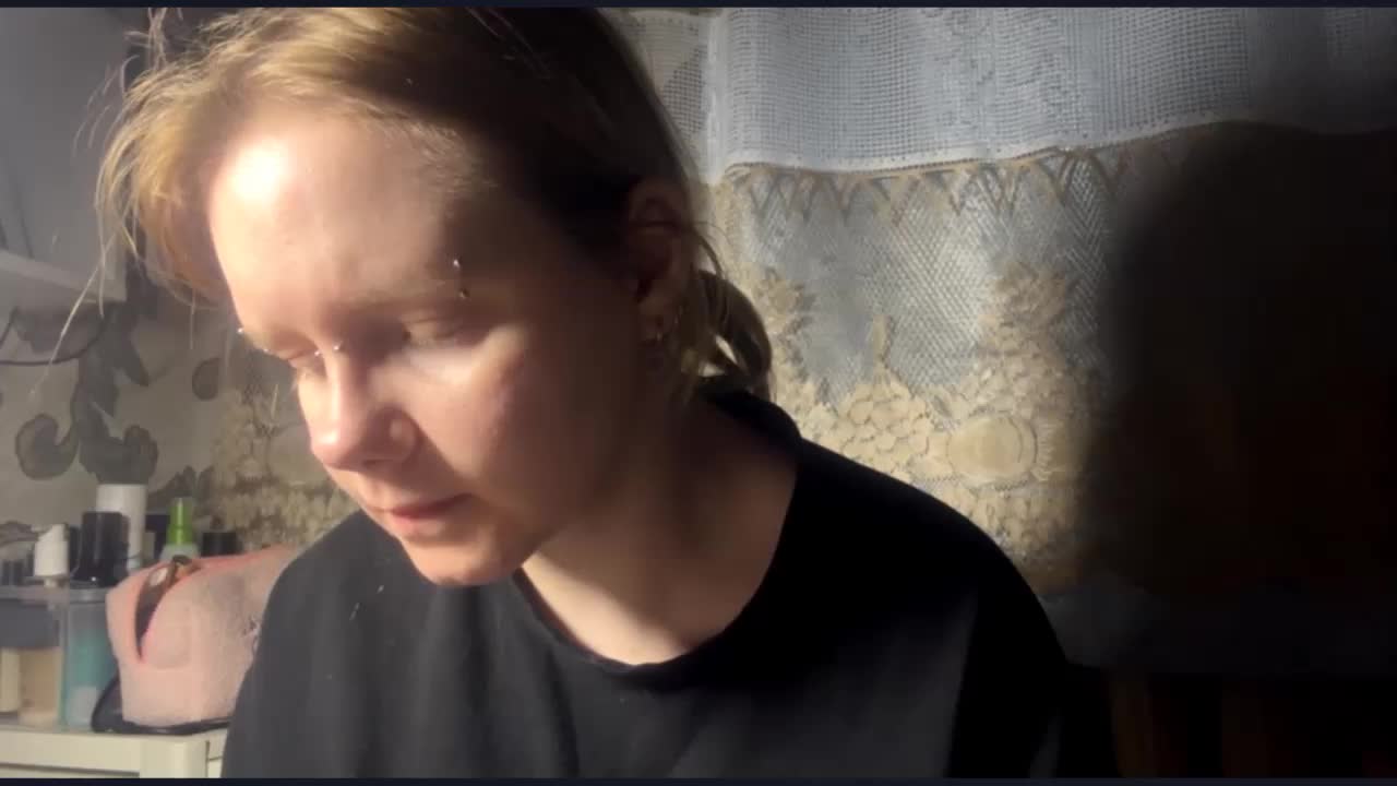 LaelVeller Adult Chat April 22, 2026