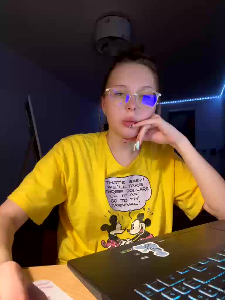 Lovelova Adult Chat April 23, 2026