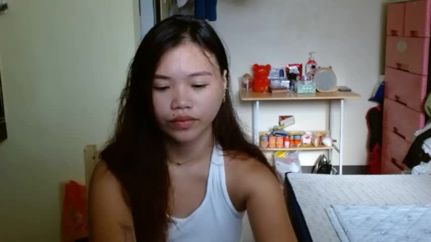 sexyreesebunny Adult Chat April 23, 2026