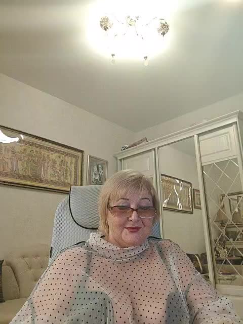 KarinkaSweet Adult Chat April 23, 2026