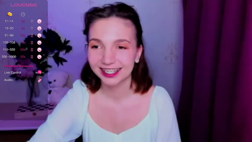 kindhazelhere_ Adult Chat April 23, 2026