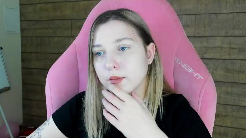 tinaburton Adult Chat April 23, 2026