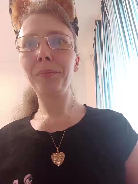-Queen-Margo- Adult Chat April 23, 2026