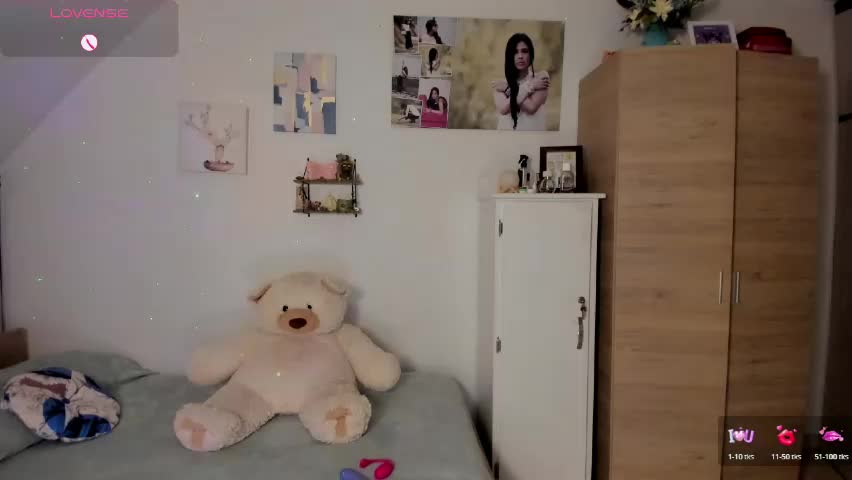 cristamunez Adult Chat April 23, 2026