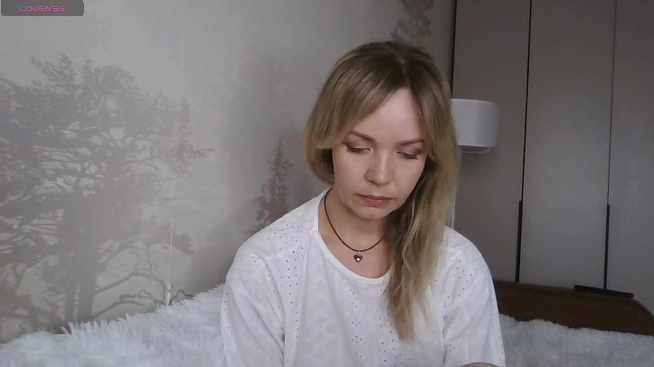 Red_Rose_98 Adult Chat April 23, 2026