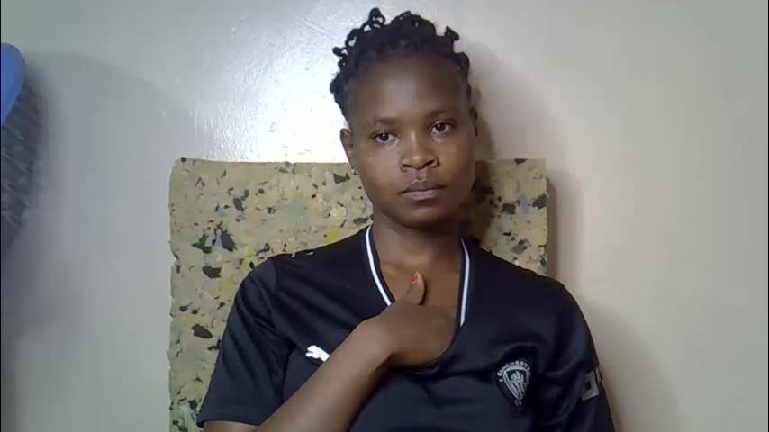 sexy_molyne Adult Chat April 23, 2026