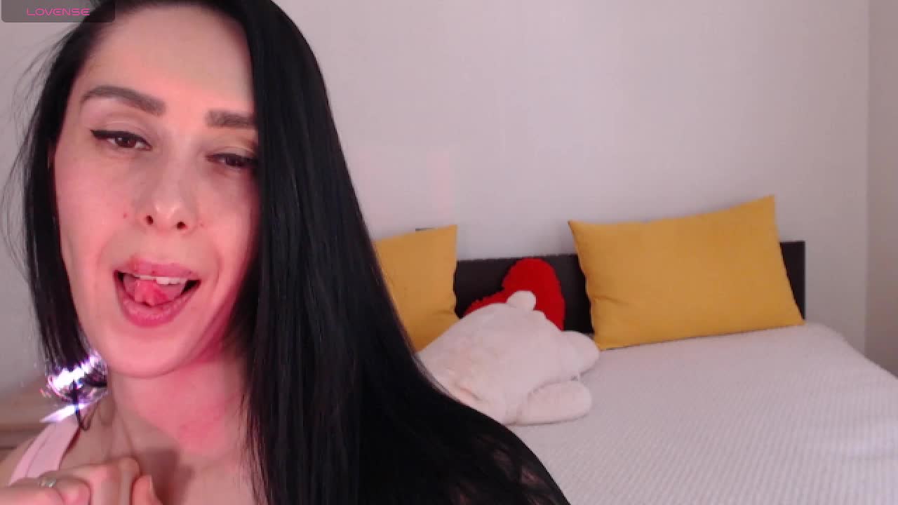 ValeriaFoxx Adult Chat April 23, 2026