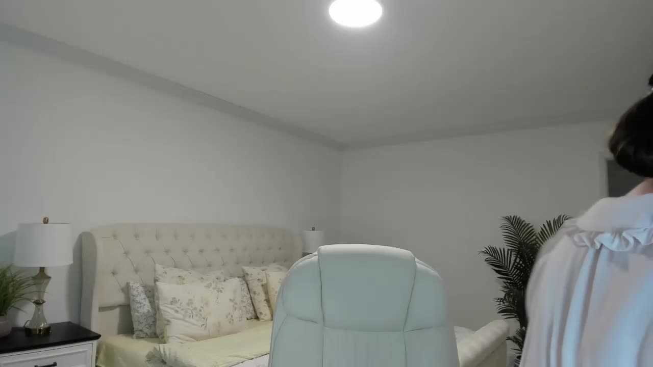 -Michelle- Adult Chat April 23, 2026