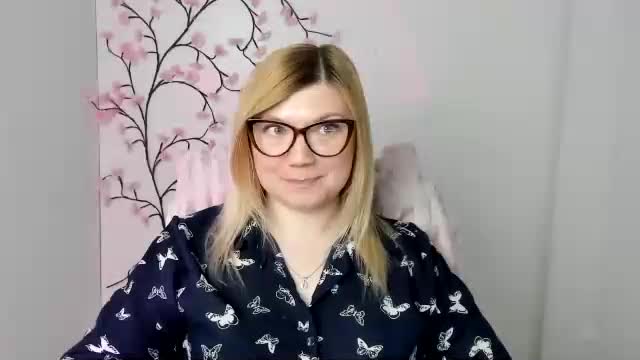 molly_moree Adult Chat April 23, 2026