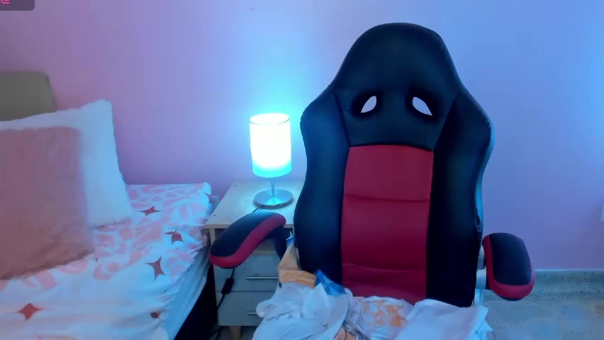 ashley_moonle Adult Chat April 23, 2026