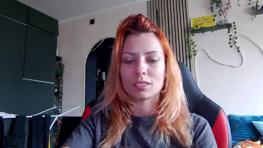 karoline121 Adult Chat April 23, 2026