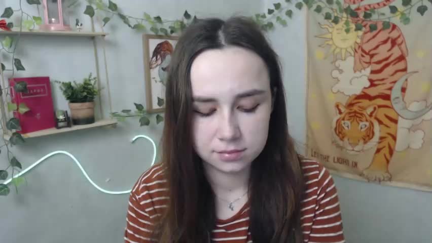 veryveryvery_shy Adult Chat April 23, 2026