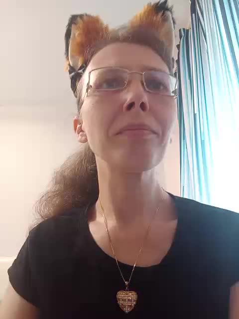-Queen-Margo- Adult Chat April 23, 2026