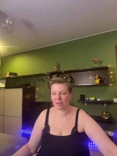 Veronika_Gold Adult Chat April 23, 2026