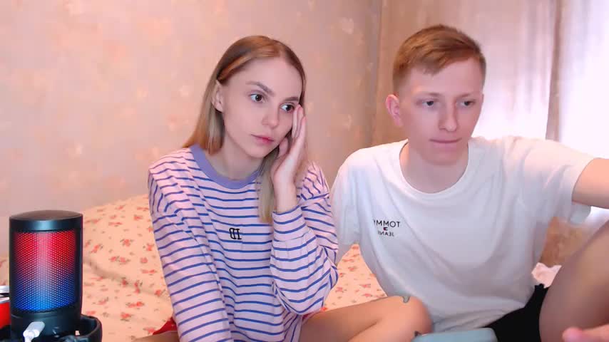 juliaanddima Adult Chat April 24, 2026