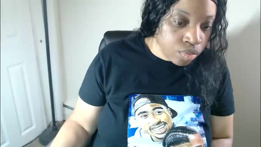 sexymona1218 Adult Chat April 24, 2026