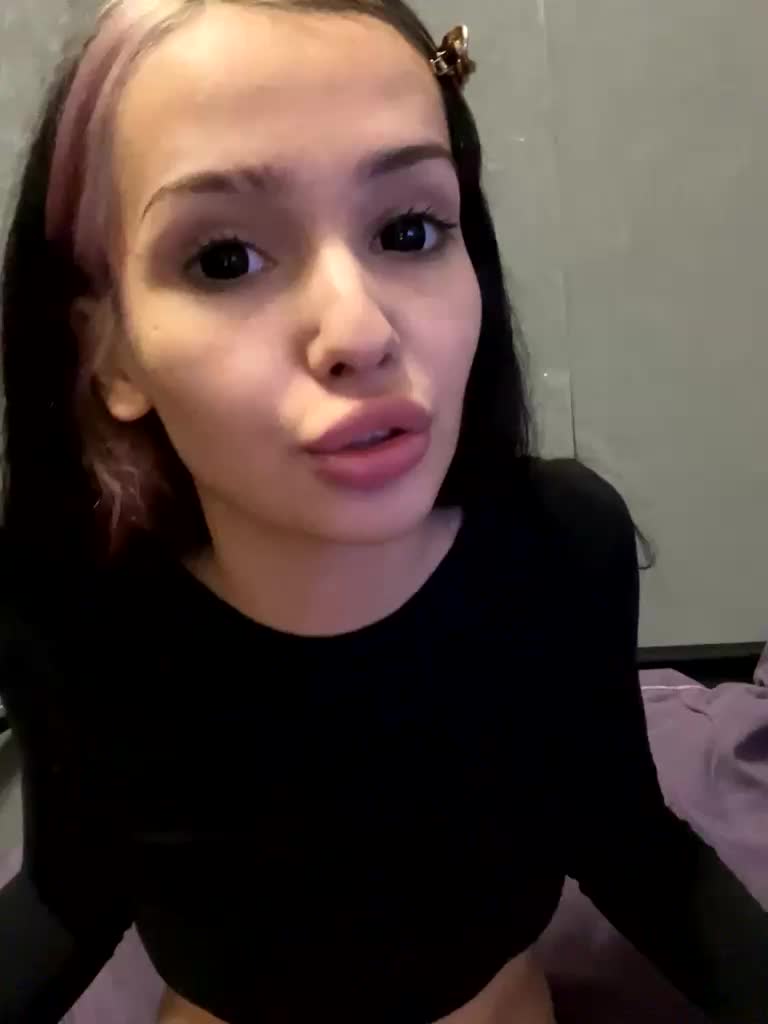 camillaa Adult Chat April 24, 2026